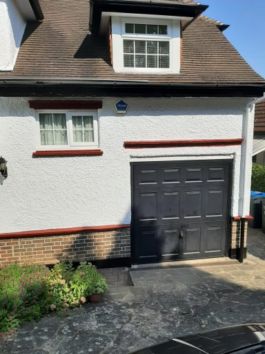 A photo of a white house